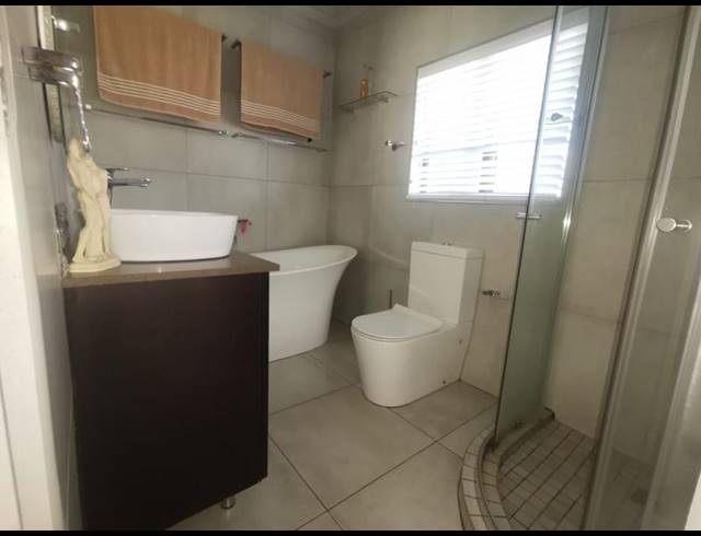 4 BEDROOM PROPERTY TO RENT IN DUNNOTTAR